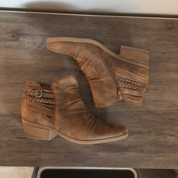 Denver Hayes Shoes - Denver Hayes Ankle Boots